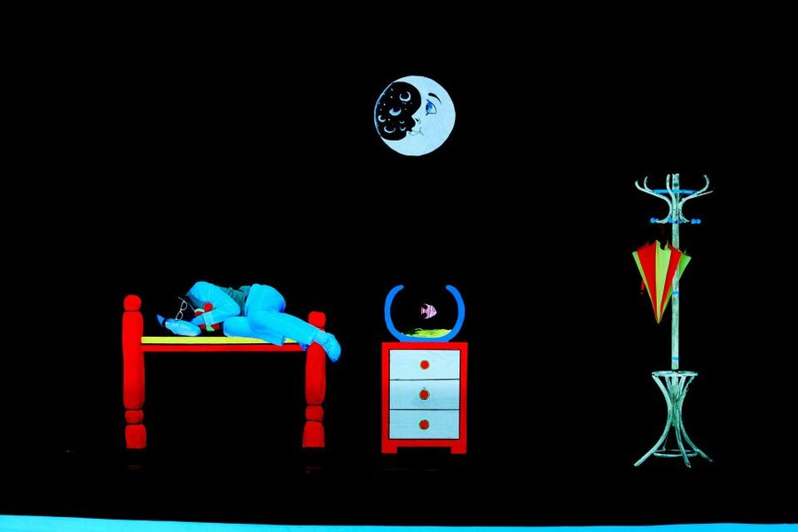 Prague: WOW Show Black Light Theater - Key things to know before the lights go out