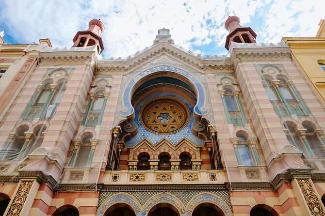 PRIVATE: 3h Stories of Prague Jewish Quarter Tour, drink included - The Old-New Synagogue and the Golem connection