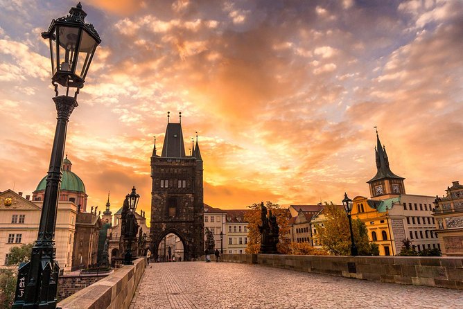 Private 4-hour City Tour of Prague with driver & official guide w/ Hotel pick up - A fast look at Prague’s essential sights