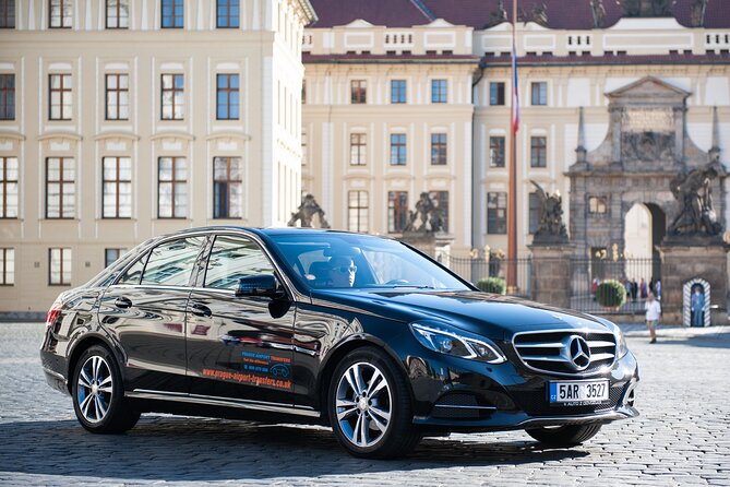 Private Arrival Transfer: Prague Airport - Driver quality and vehicle comfort