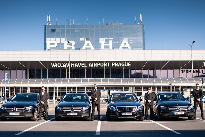 Private Arrival Transfer: Prague Airport - Booking details that prevent trouble