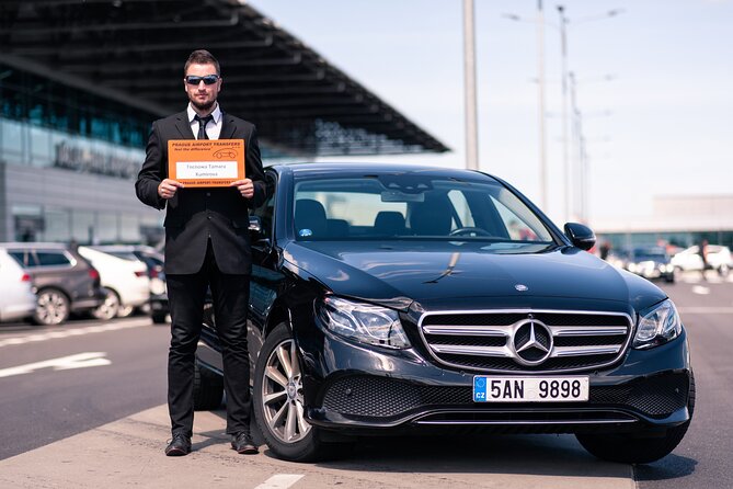 Private Arrival Transfer: Prague Airport - A direct ride instead of a taxi queue