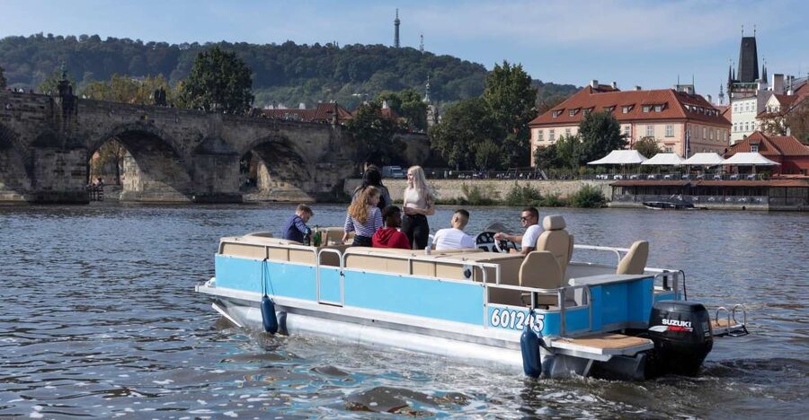 Private Boat Cruise With Unlimited Prosecco - Key points to know