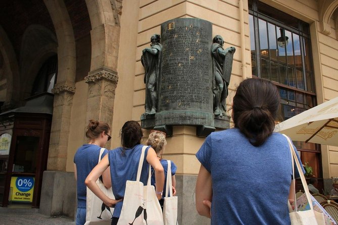 Private city discovery tour - A Historical Treasure Hunt - Price and value at $33.88 per person