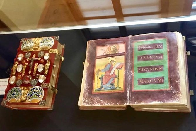 Private Custom Tour of Strahov Library and Prague - The real value of the private format