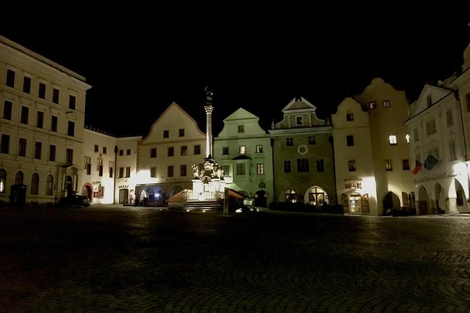 Private evening tour Cesky Krumlov Old Town and Castle area - St. Vitus Church: Gothic structure and Baroque detail