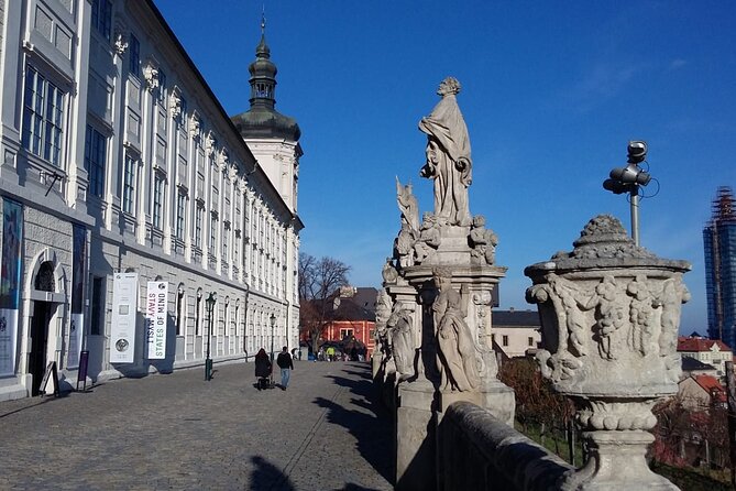 Private Guided Tour Prague to UNESCO Kutna Hora with Transfers - The Gothic Stone Fountain and the small-town walk