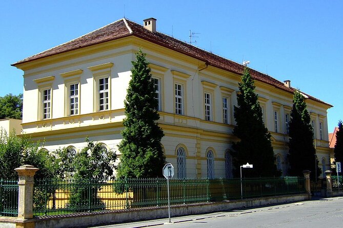 Private Half-Day Tour From Prague To Terezín Concentration Camp - The secret chapel and the crematorium