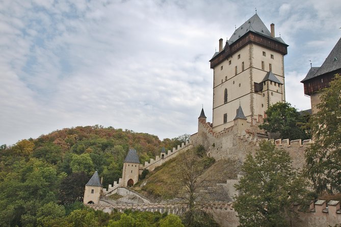 Private Karlstejn castle trip from Prague with Lunch & Admission - A private ride from Prague with useful local company