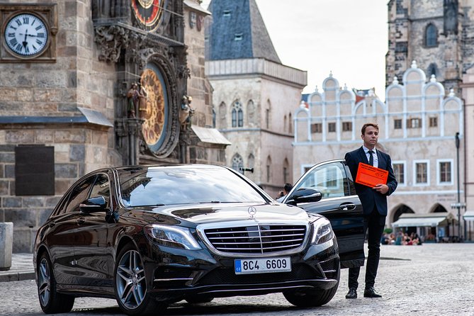 Private Luxury Transfer to Cesky Krumlov from Prague - Key points to know before booking