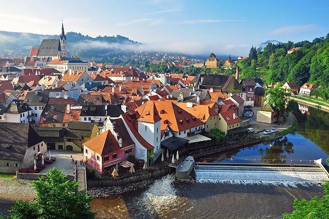 Private Luxury Transfer to Cesky Krumlov from Prague - Why a private ride makes sense for Cesky Krumlov