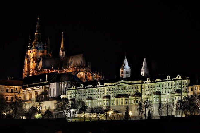 Private Photography Tour of Prague by Night - Loreta, New World, and the smaller castle lanes