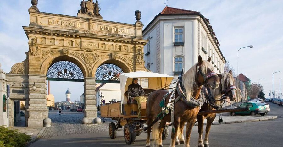 Private Pilsen & Pilsner Urquell Brewery Tour Prague - Why Pilsen is worth the trip from Prague