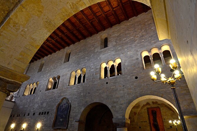 Private Tour of Prague Castle Interiors and Lunch included - Golden Lane: small houses with a strong visual appeal