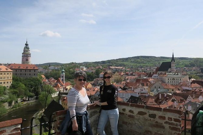 Private transfer in a Sanitized Car Prague to Vienna with 2h stop Cesky Krumlov - Two hours in Český Krumlov
