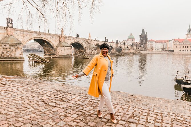 Private Vacation Photography Session with Local Photographer in Prague - Choosing between Charles Bridge and Old Town
