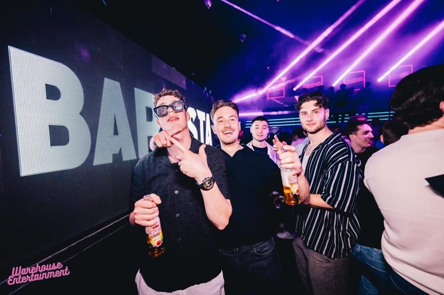 Pub Crawl with Shots and Night Club I Prague - Is nine hours too long?