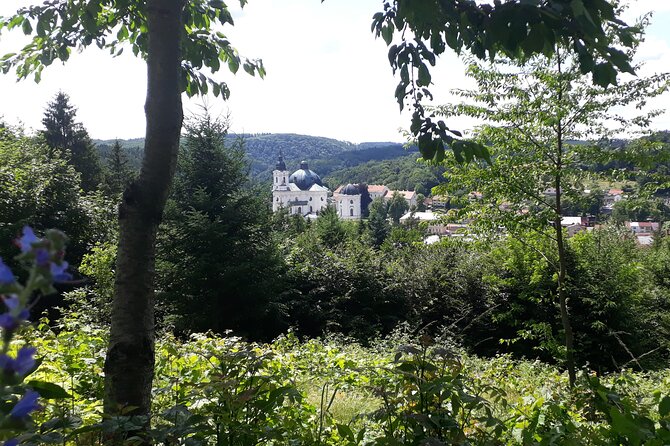 PUNKVA CAVES, ABYSS and PERNSTEJN CASTLE =only from Apr to Sep - Is $204.81 per person fair?