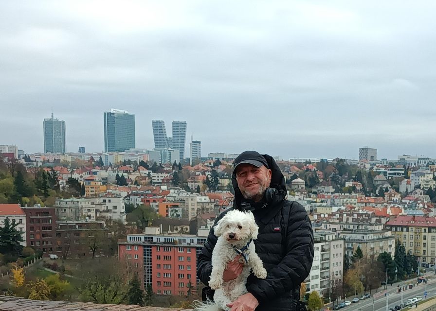 Real life in Prague - Easy Walk from Vysehrad to Vyton - What Vyšehrad adds to a Prague itinerary
