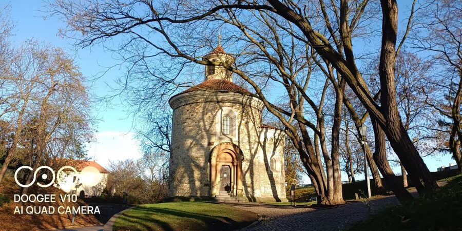 Real life in Prague - Easy Walk from Vysehrad to Vyton - Practical details before you reserve
