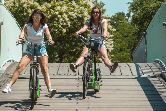 Rent your E-Scooter Hugo Bike in Prague! - What the private format changes