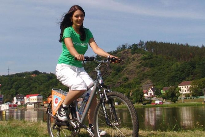 River & Park Bike Tour to Troja Chateau (Private small groups) - Weather, clothing, and cancellation rules