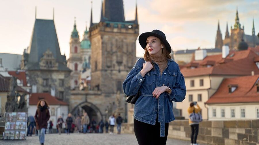 Romantic Photoshoot Experience for Couples in Prague - How the photographer shapes the experience