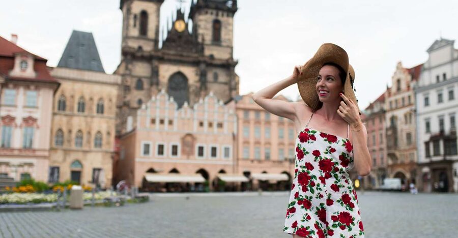 Romantic Photoshoot Experience for Couples in Prague - Who will enjoy this most?
