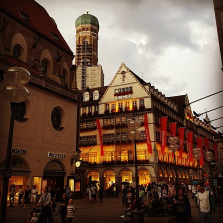 Scenic Transfer from Prague to Munich with 2h stop in Plzen Beer Factory - Who will enjoy this transfer most