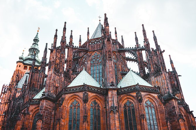 Self-Guided Audio Tour - Prague Castle District - St. George’s Basilica and the first monastery