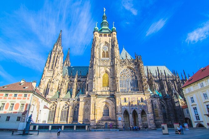 Self-Guided Audio Tour - Prague Castle District - Daliborka Tower gives the route its finish