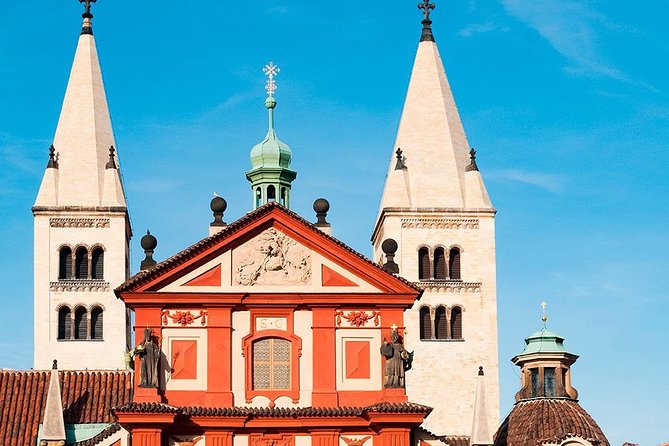 Self-Guided Audio Tour - Prague Castle District - How the audio format works in practice