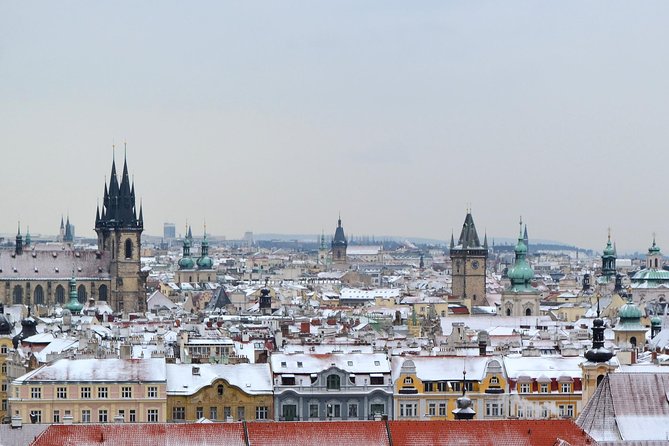 Shared Arrival Transfer: Prague Airport to Hotels - The service record is genuinely mixed
