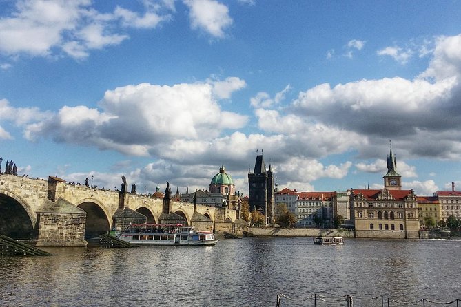 Shared Departure Transfer: Prague Hotel to Prague Airport - Leaving Prague by shared minivan