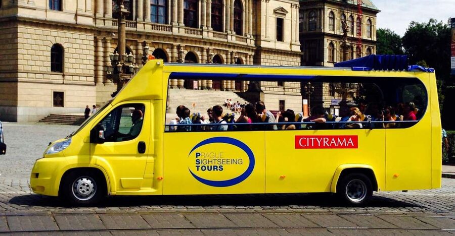 Short city tour by bus - 1 hour - Should you book this Prague bus tour?