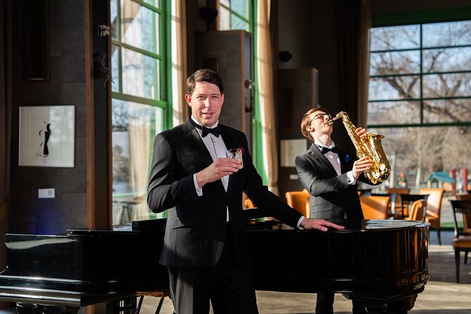 Sinatra Tribute Show and Dinner Experience in Manes - Key points to know