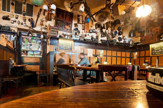 Small-Group Local Pubs Walking Tour And Traditional Czech Dinner - What the guides add to the evening