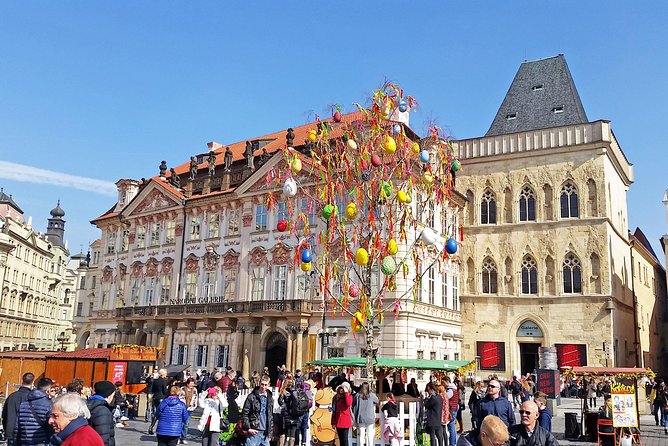 Small Group Prague Old Town and Jewish Quarter Walking Tour - What the pace and group size feel like