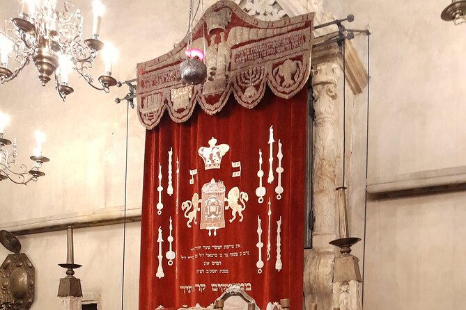 Small-Group Tour through the History of Jewish Prague - Four synagogues, nine centuries of Jewish Prague