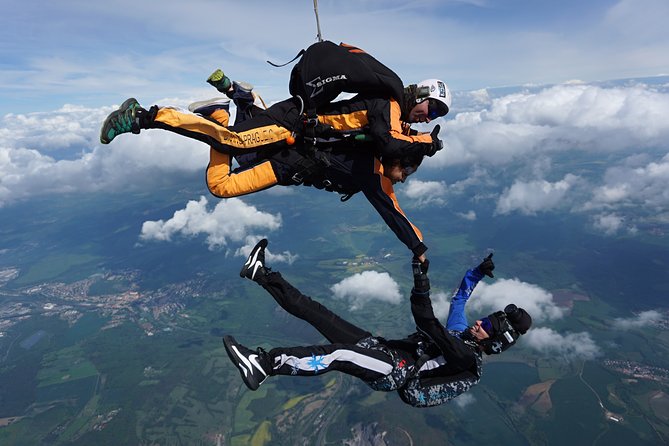 Tandem Skydiving Adventure in Prague - Who should book this Prague jump?
