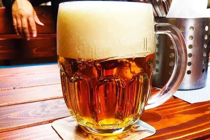 Taste your way through Czech food history - Stop one: modern snacks in a Prague gourmet passage