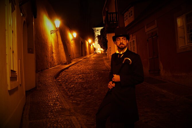 Telltale Ghost Tour - Old Town Square is the right place to begin