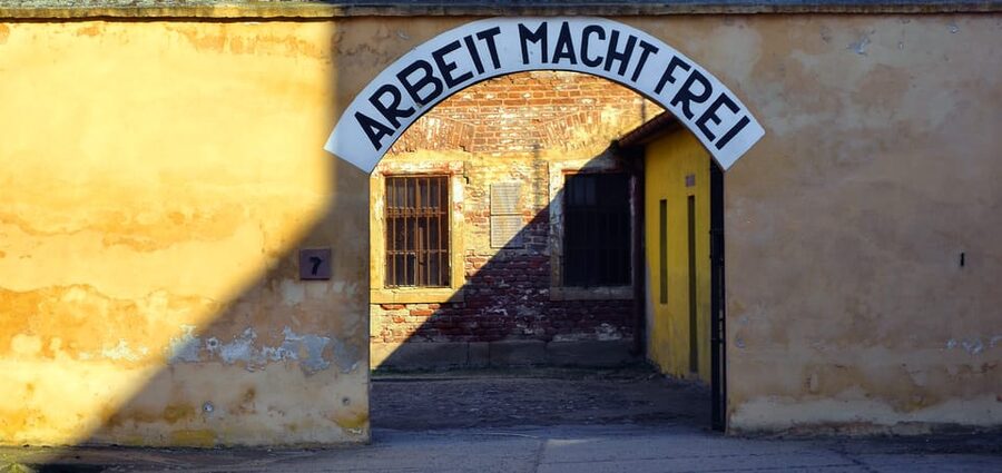 Terezin: Guided Tour of the Concentration Camp and Museum - From Náměstí Republiky to Terezín by coach