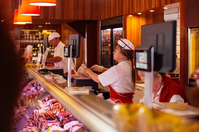 The 10 Tastings of Prague With Locals: Private Food Tour - Why this private Prague food walk works