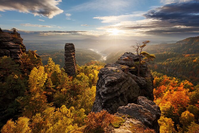 The Best of Bohemian and Saxon Switzerland Day Trip from Prague - Summer: the walk to Pravcicka Gate
