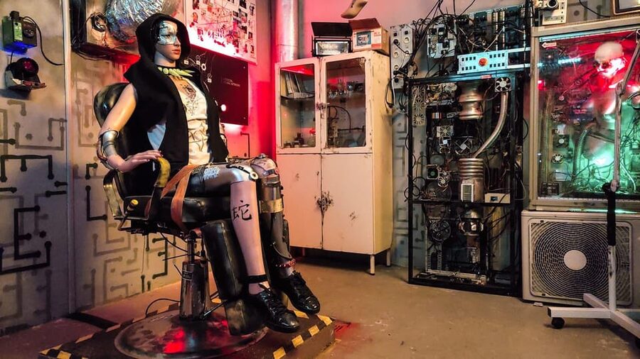 The Clinic: Escape room in Fun Arena Prague - Why the interactive technology matters