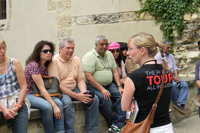 The Prague Tour All Inclusive with Pick up, Boat Trip and Lunch - The boat trip and the shape of the day