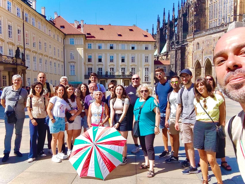 Tour of Prague Castle in italian language ticket included - Golden Lane, the castle’s most charming change of pace