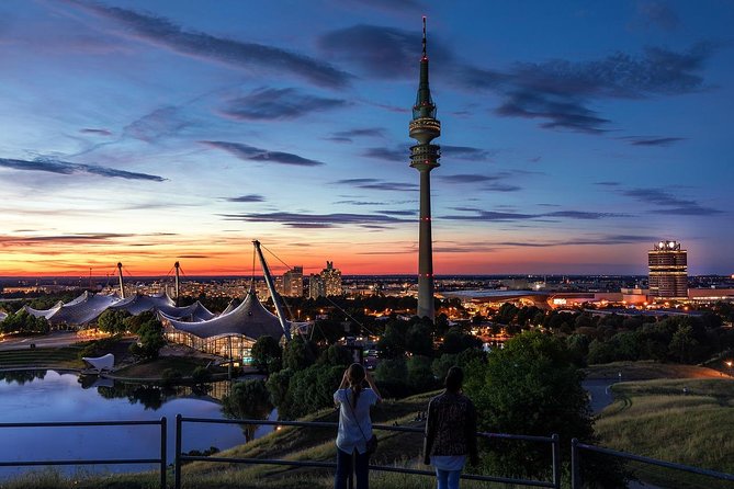 Transfer from Prague to Munich: Private with a 2 Hour Stop - What the vehicle and driver setup means