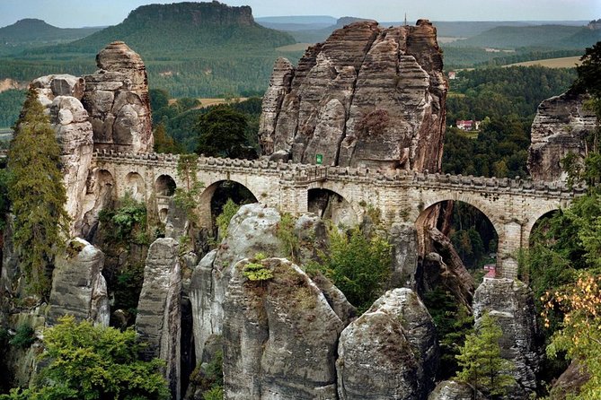 Unforgettable Private tour to Dresden and Saxon Switzerland from Prague - Dresden brings art, rebuilding, and grand architecture